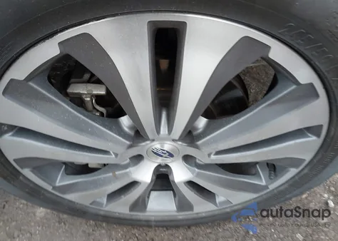 2020 Subaru Ascent Touring z USA, uszkodzony, nr VIN 4S4WMARD6L3479341